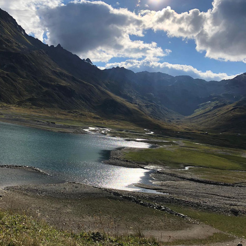 Konzept27_Reiseblog_Roadtrip durch Italien_Splügenpass auf italienischem Boden
